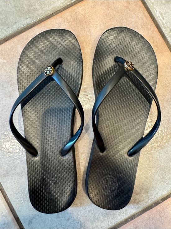 Tory Burch Shoes - Tory Burch Black Women's Flip Flop Sandals with Logo Accent